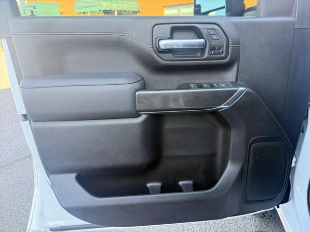 2023 GMC Sierra 2500HD 4WD Crew Cab Standard Bed AT4