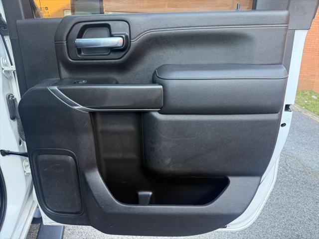 2023 GMC Sierra 2500HD 4WD Crew Cab Standard Bed AT4