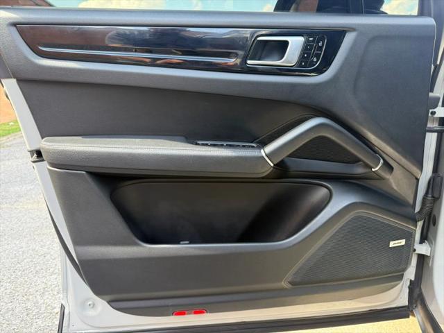 2021 Porsche Cayenne Base