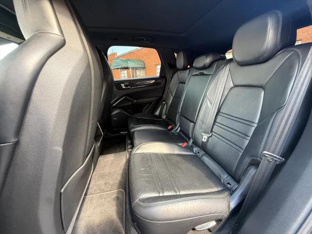 2021 Porsche Cayenne Base