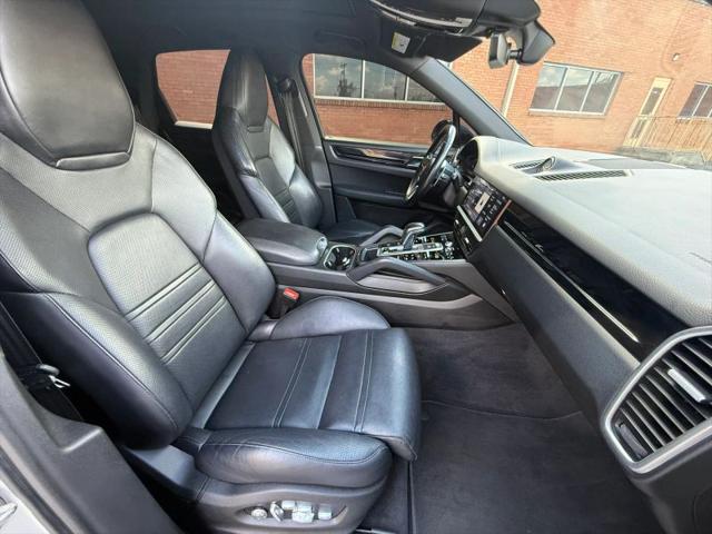 2021 Porsche Cayenne Base