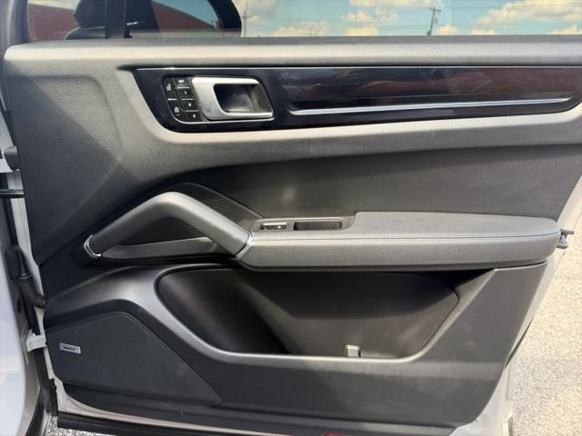 2021 Porsche Cayenne Base
