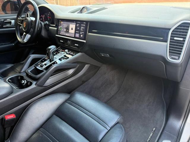 2021 Porsche Cayenne Base