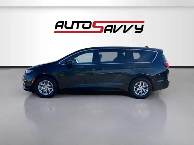 2023 Chrysler Pacifica Touring