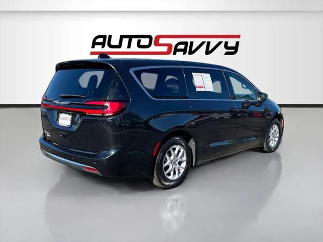 2023 Chrysler Pacifica Touring