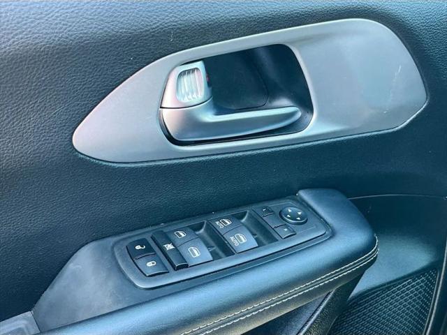 2023 Chrysler Pacifica Touring