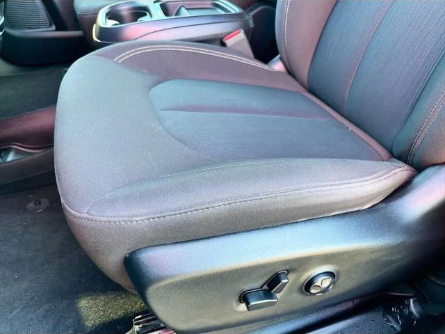 2023 Chrysler Pacifica Touring