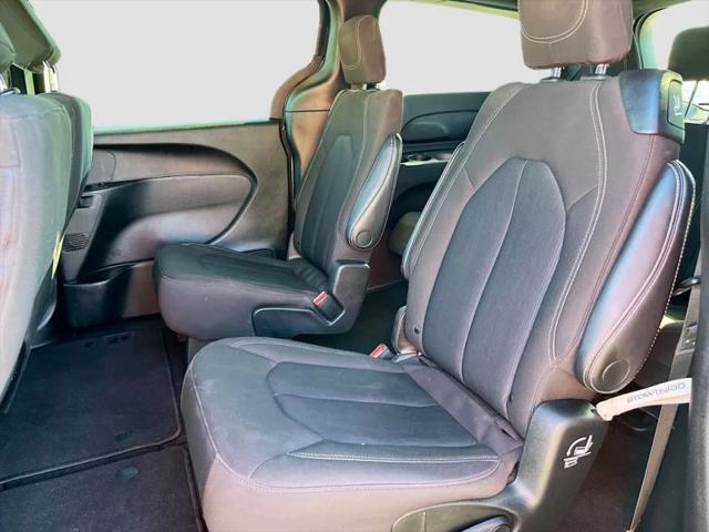 2023 Chrysler Pacifica Touring