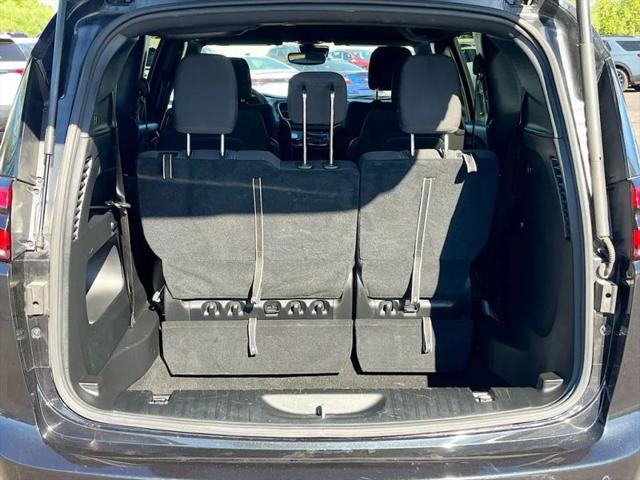 2023 Chrysler Pacifica Touring