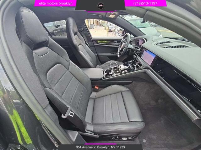 2025 Porsche Panamera Base