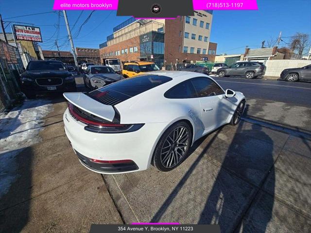 2021 Porsche 911 Carrera 4