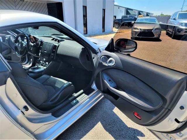 2010 Nissan 370Z Touring