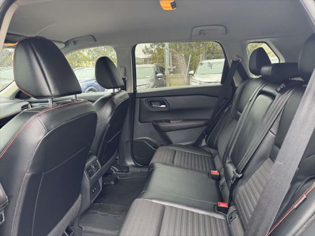 2025 Nissan Rogue Rock Creek