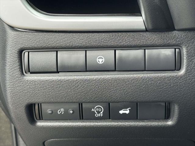 2025 Nissan Rogue Rock Creek