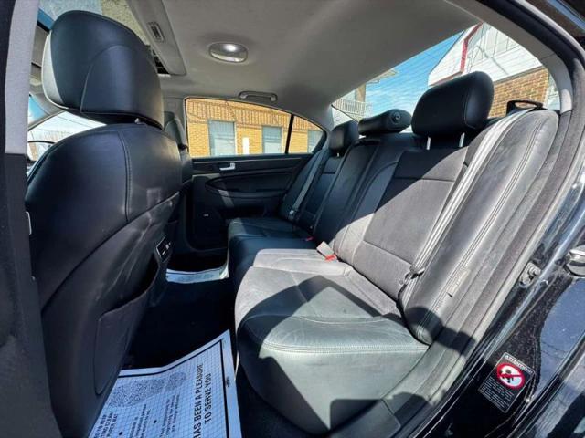 2012 Hyundai Genesis 3.8