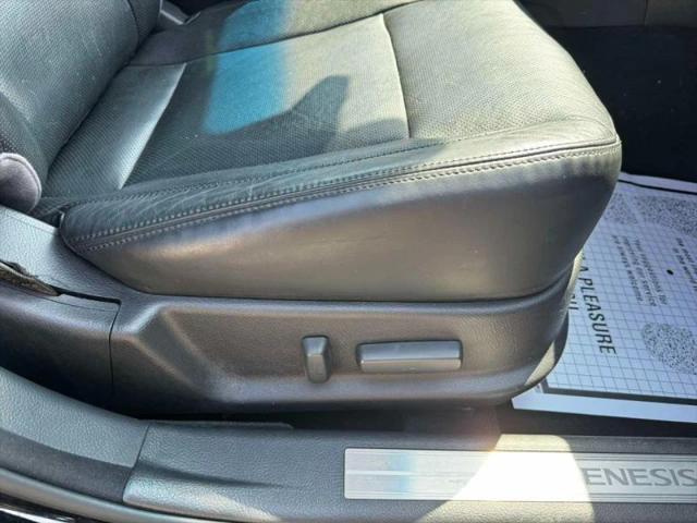 2012 Hyundai Genesis 3.8
