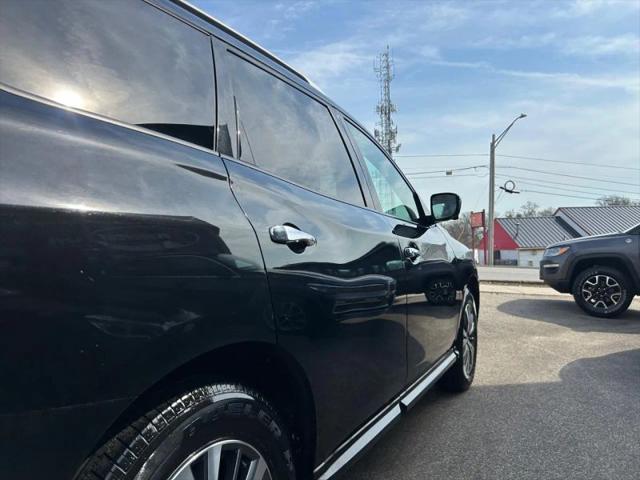2019 Nissan Pathfinder SL