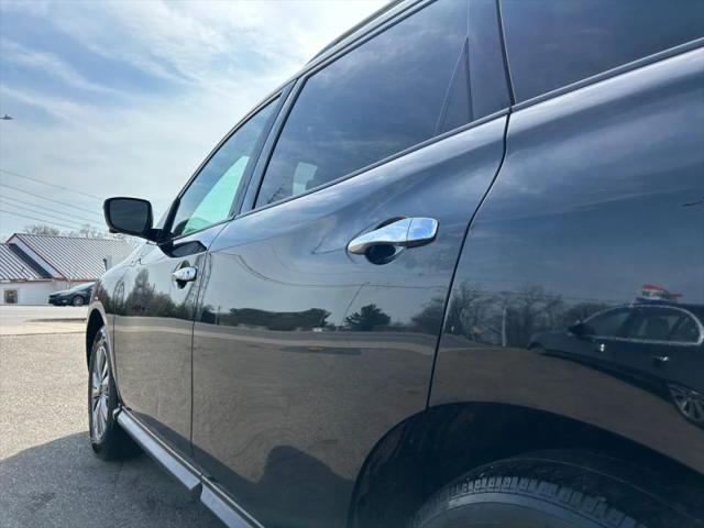 2019 Nissan Pathfinder SL