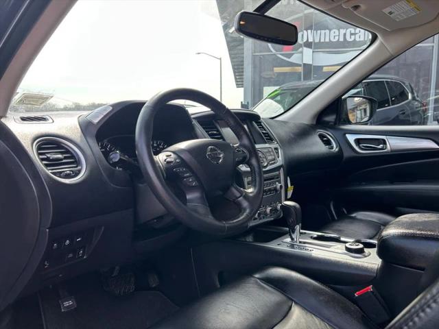 2019 Nissan Pathfinder SL