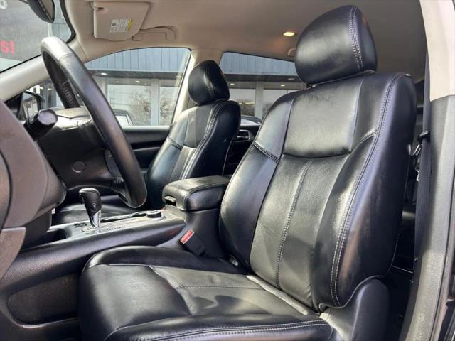 2019 Nissan Pathfinder SL