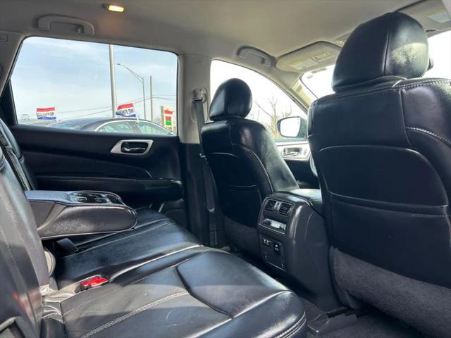 2019 Nissan Pathfinder SL