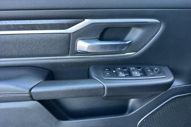 2020 Ram 1500 Big Horn Crew Cab 4x4 5'7" Box