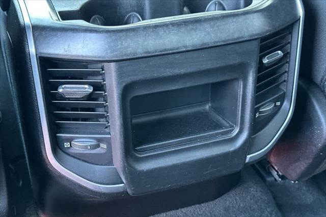 2020 Ram 1500 Big Horn Crew Cab 4x4 5'7" Box