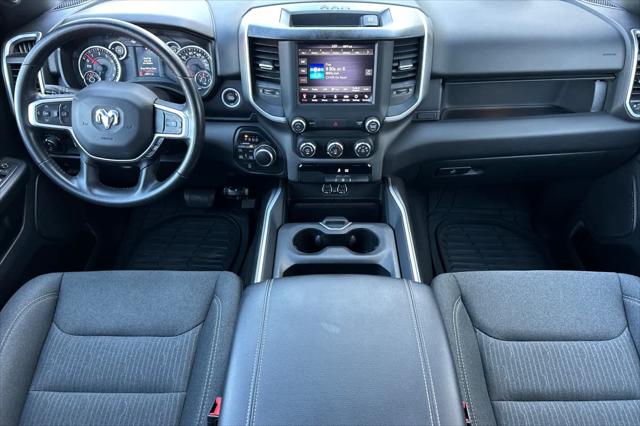 2020 Ram 1500 Big Horn Crew Cab 4x4 5'7" Box