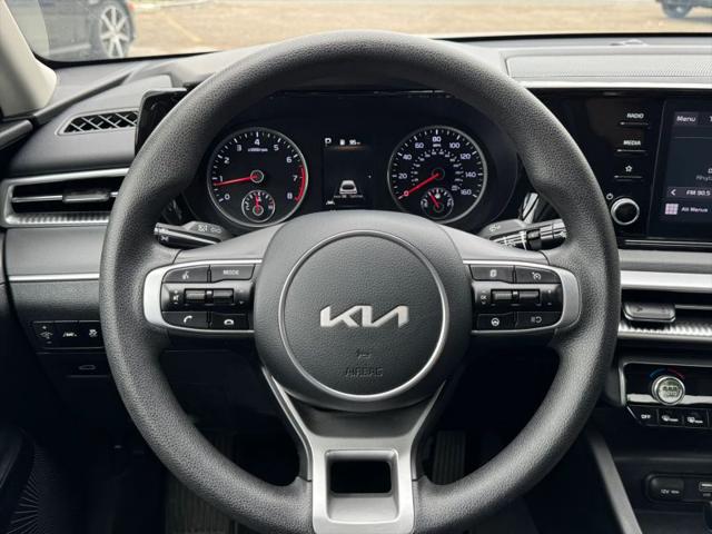 2023 Kia K5 LXS