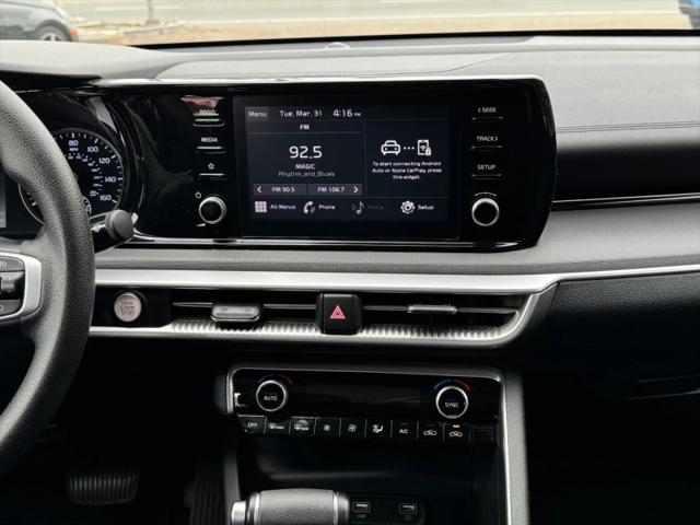 2023 Kia K5 LXS