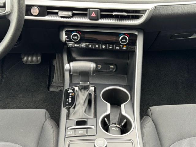2023 Kia K5 LXS