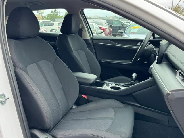 2023 Kia K5 LXS