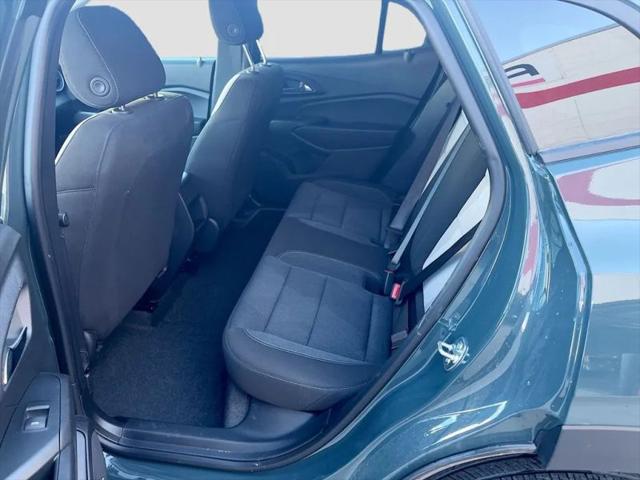2025 Chevrolet Trax FWD LS