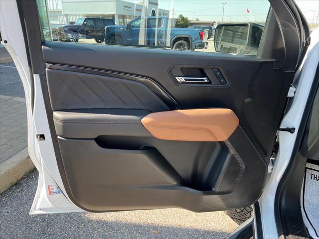 2024 GMC Canyon 4WD AT4