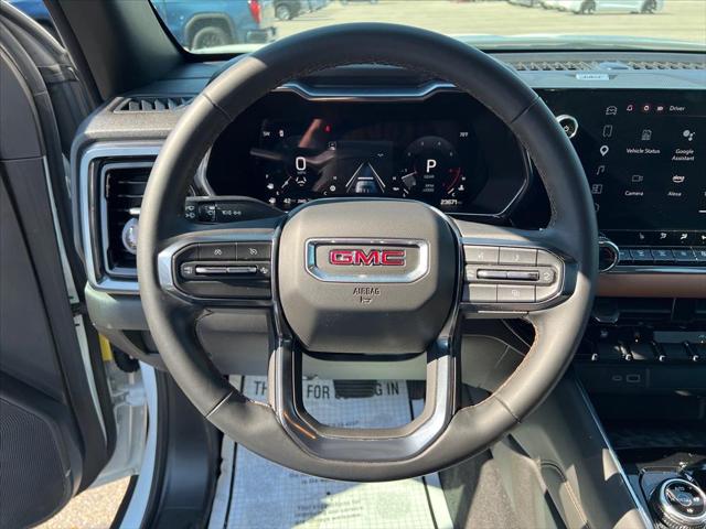 2024 GMC Canyon 4WD AT4