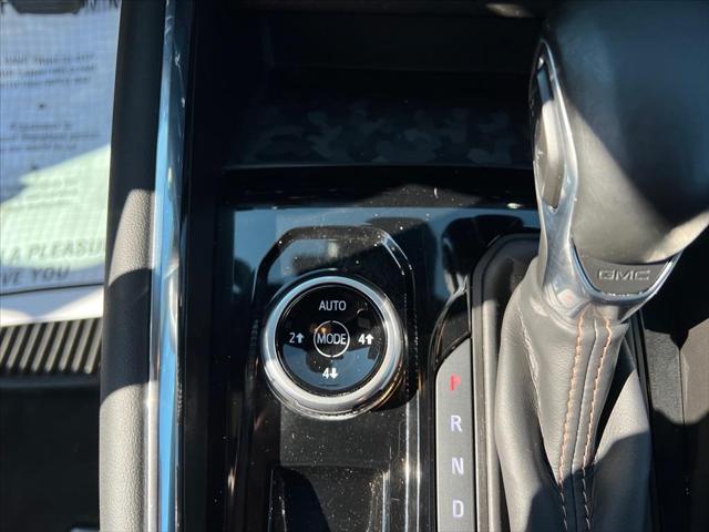 2024 GMC Canyon 4WD AT4