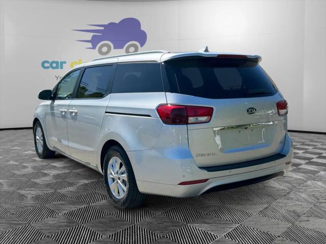 2016 Kia Sedona LX