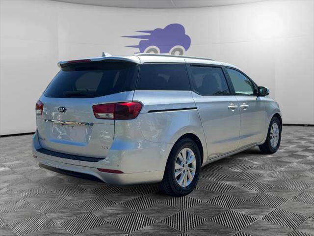 2016 Kia Sedona LX