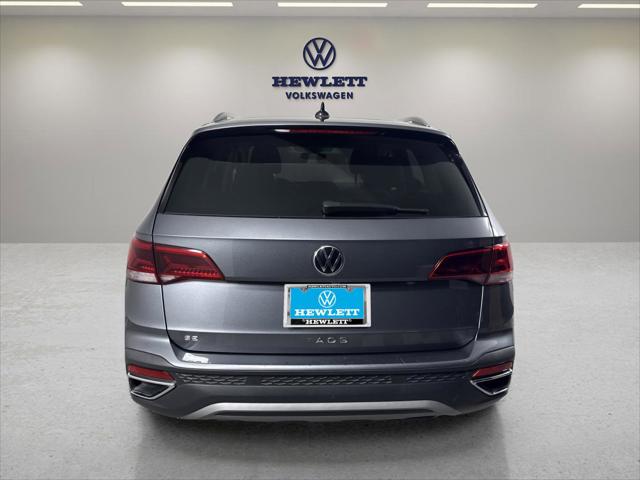 2024 Volkswagen Taos 1.5T SE