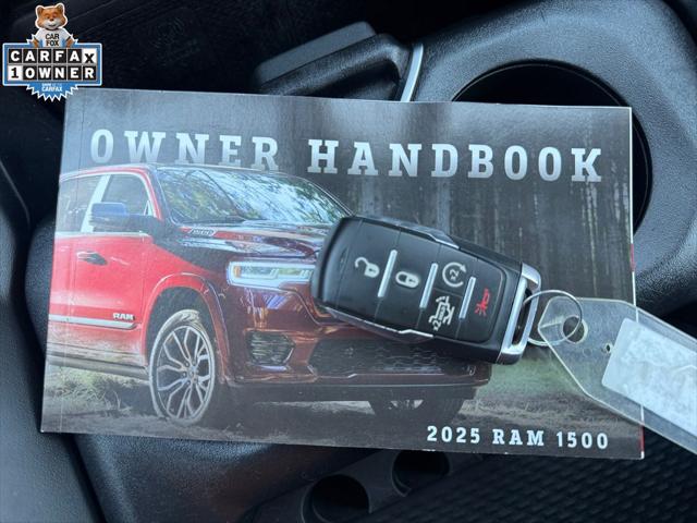2025 Ram 1500 Big Horn Crew Cab 4x4 5'7" Box
