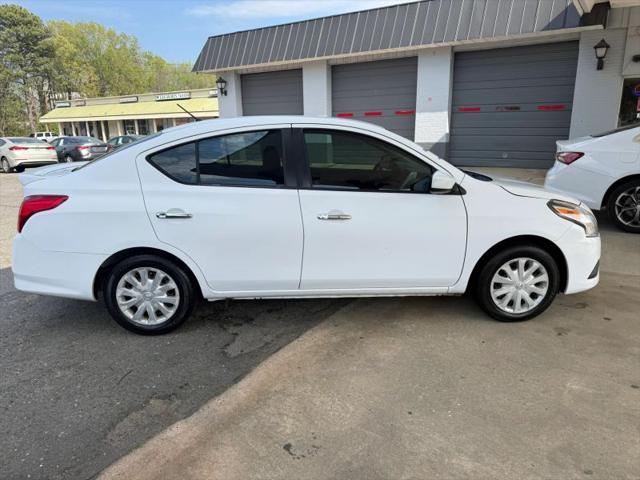 2017 Nissan Versa 1.6 SV