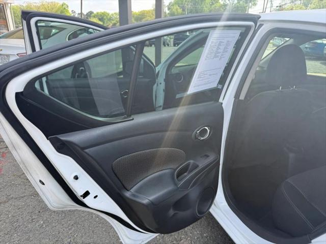 2017 Nissan Versa 1.6 SV