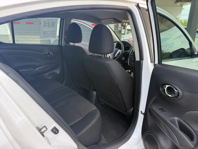 2017 Nissan Versa 1.6 SV