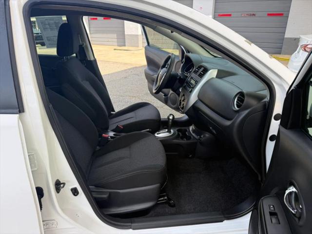 2017 Nissan Versa 1.6 SV