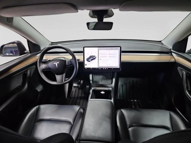 2024 Tesla Model Y Long Range Dual Motor All-Wheel Drive