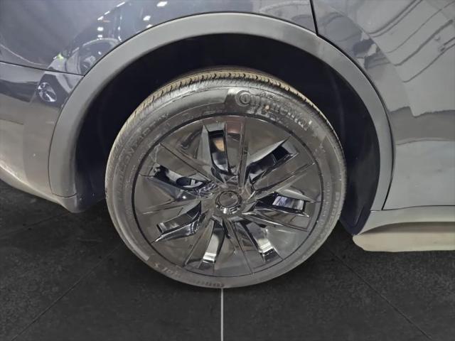 2024 Tesla Model Y Long Range Dual Motor All-Wheel Drive