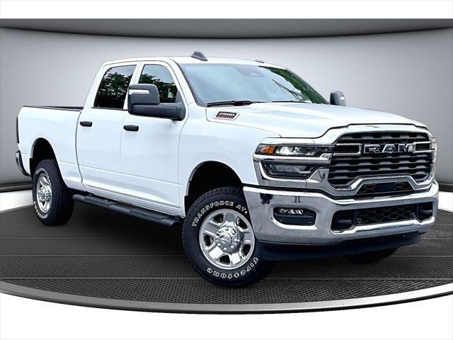2026 RAM Ram 2500 RAM 2500 TRADESMAN CREW CAB 4X4 64 BOX