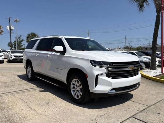 2022 Chevrolet Suburban 2WD LT