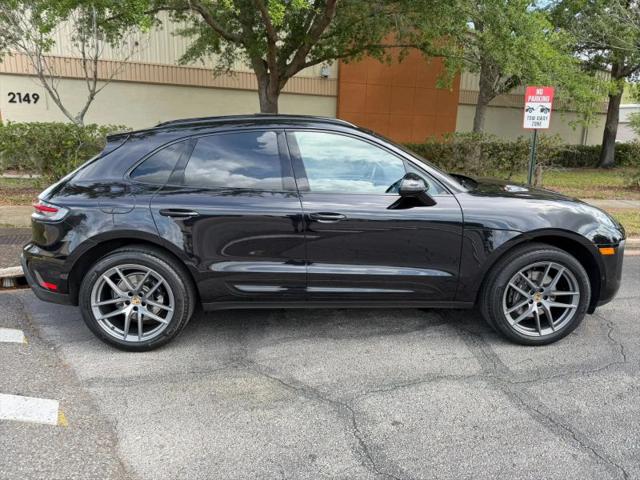 2023 Porsche Macan T