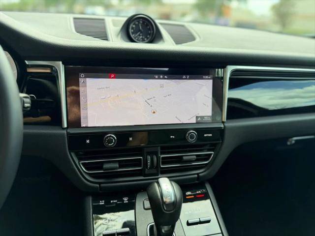 2023 Porsche Macan T